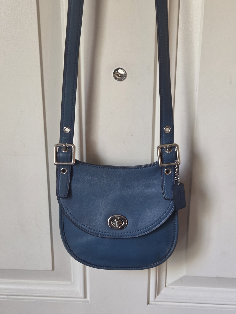 Coach • Vintage Legacy Mini Saddle Bag 💙🤍🩶